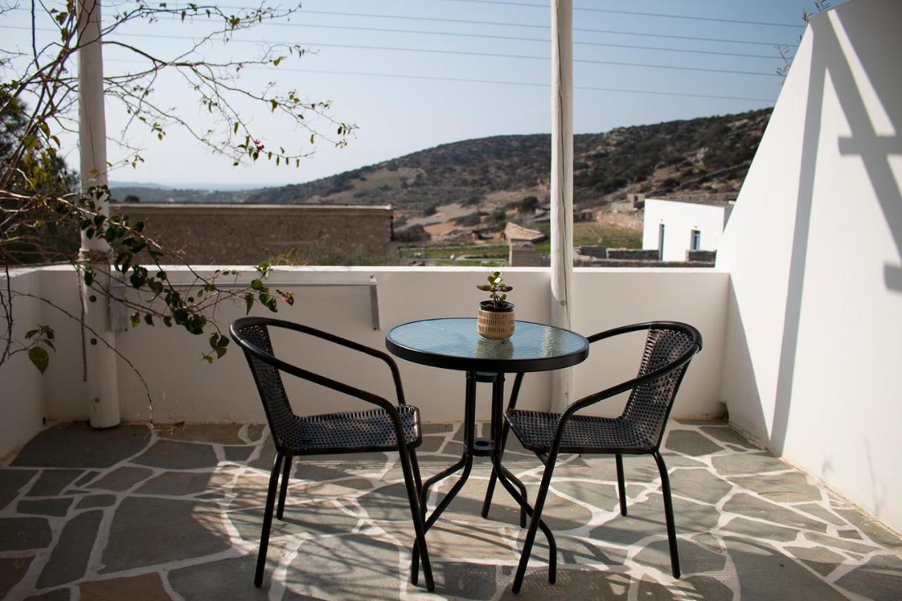 Agnadema Luxury Residences Schoinoussa Exterior foto