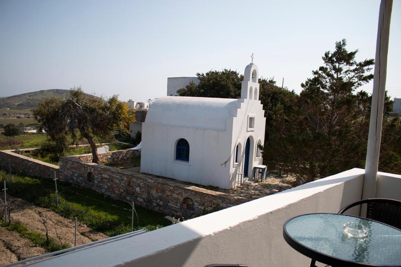 Agnadema Luxury Residences Schoinoussa Exterior foto